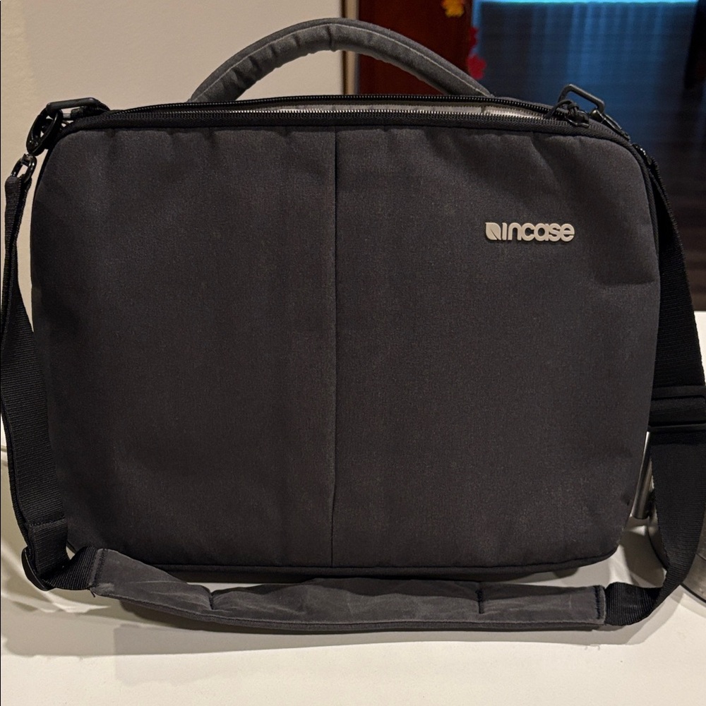 Incase computer bag